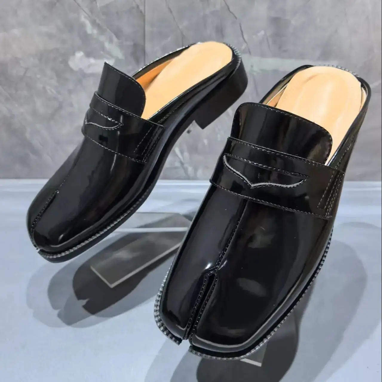 Split Toe Tabi Men's Slippers  - Shoes Heels Men ulasan dan harga