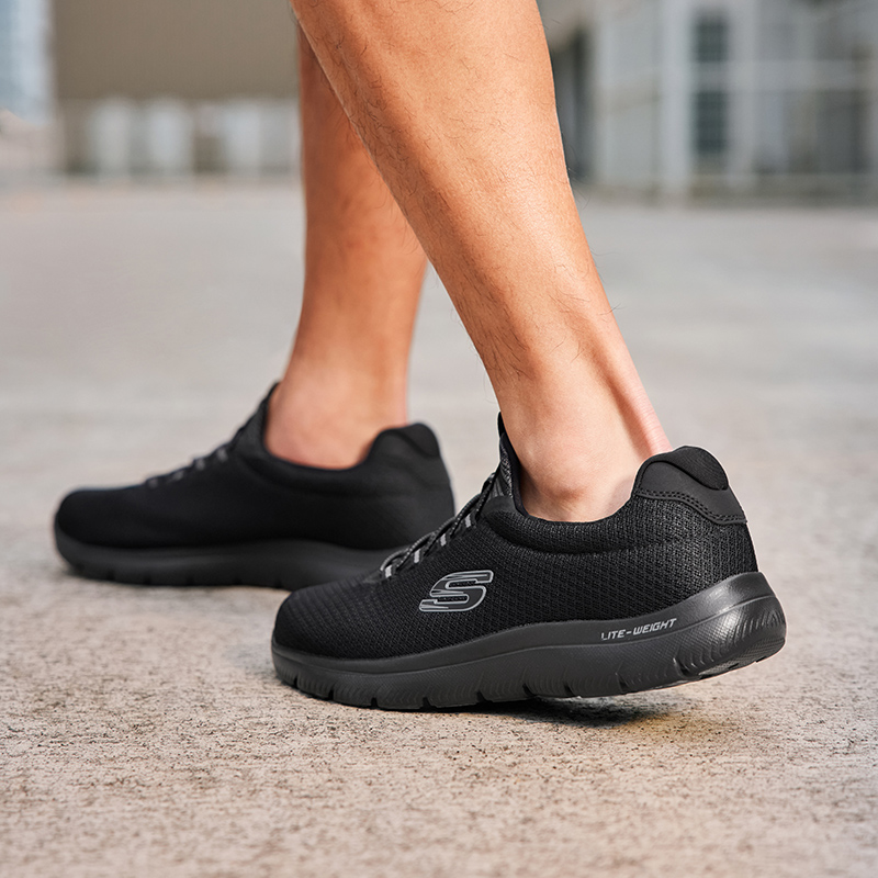 Skechers Men 52811‑BBK Summits - Men'S Shoes With Memory Foam ulasan dan harga